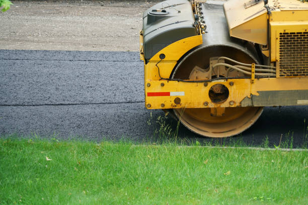 Best Commercial Driveway Pavers  in Eldorado, IL